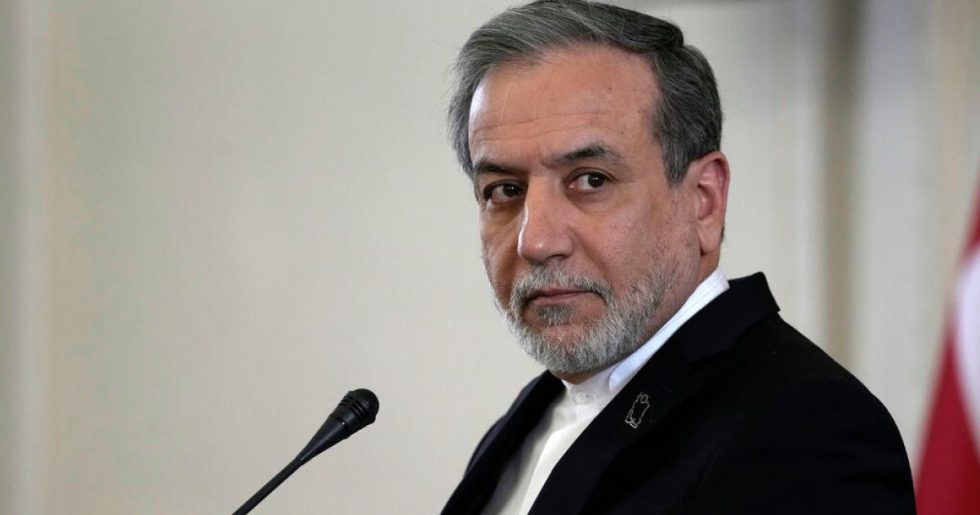 Ιρανός ΥΠΕΞ για τη βύθιση φρεγάτας στη Σρι Λάνκα: Οι ΗΠΑ θα μετανιώσουν πικρά
